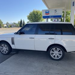 Shasta View Chevron - Rover fill up.