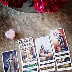 Lux Divinorum Tarot