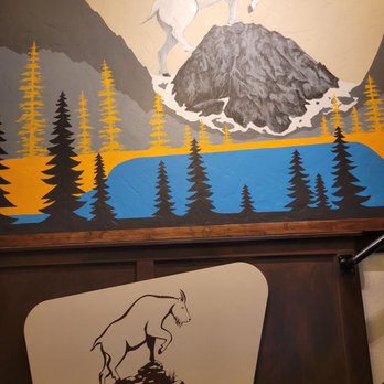 Colchuck's - Inside - German Near Me - Leavenworth, Washington
