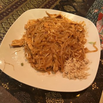 Si-Am Thai - Pad Thai Noodle Dinner with Chicken - Thai Near Me - Tampa, Florida Si-Am Thai - Pad Thai Noodle Dinner with Chicken - Thai Near Me - Tampa, Florida