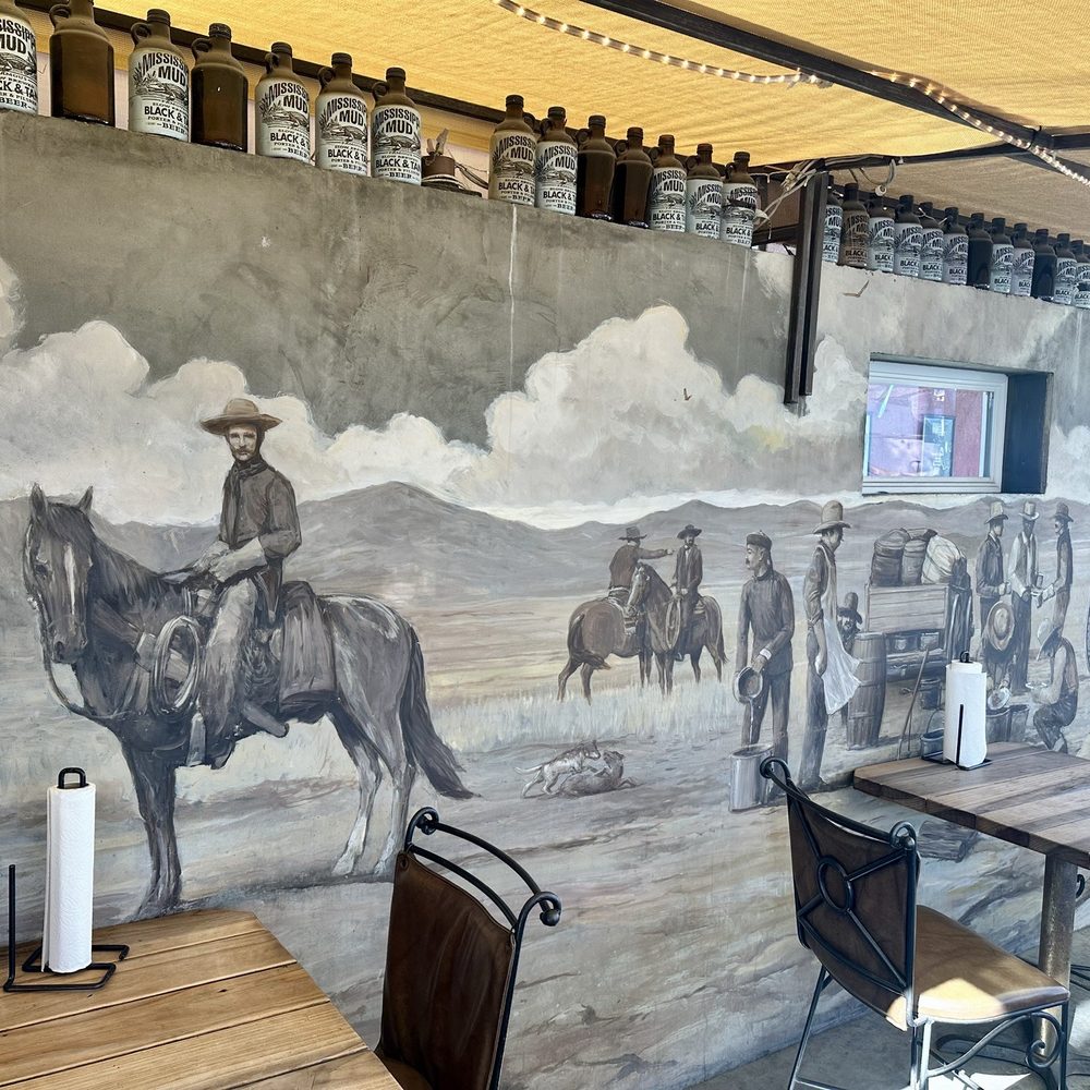 Bull's Smokin BBQ - Outdoor seating area - Barbeque Near Me - San Diego, California Bull's Smokin BBQ - Outdoor seating area - Barbeque Near Me - San Diego, California