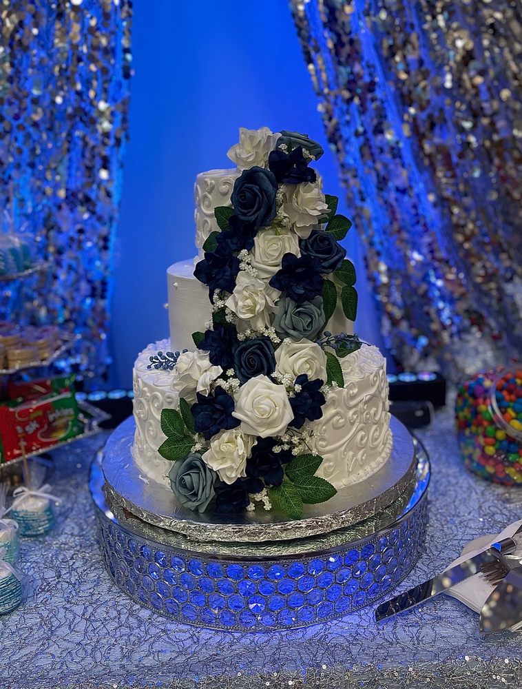 YUNNYS BAKERY Updated September 2024 10 Photos Victorville