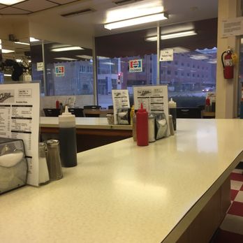 The Curve - Lots of counter seating - Diners Near Me - Madison, Wisconsin