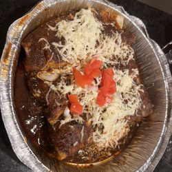 Tlaquepaque Restaurant - Enchiladas De Pollo