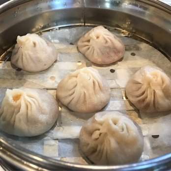 Dim Sum Mania - Shanghai Pork Soup Dumpling - Dim Sum Near Me Dim Sum Mania - Shanghai Pork Soup Dumpling - Dim Sum Near Me