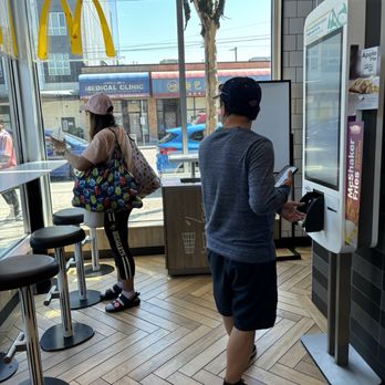 McDonald's - Fast Food Near Me - Vancouver, British Columbia McDonald's - Fast Food Near Me - Vancouver, British Columbia