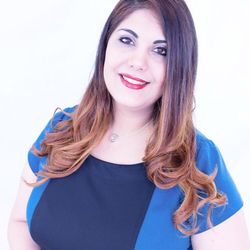 Legacy Notary Services & Consulting - Notary Public and a Bachelor Level Business Woman.She offers coaching, one-on-one set up,notary services and management.