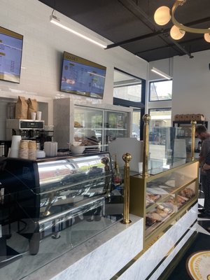 Goldie’s Donuts & Bakery by null