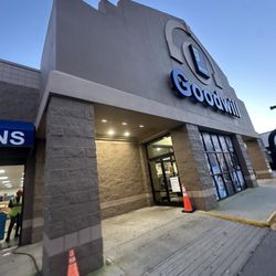 Goodwill - Goodwill Brunswick storefront