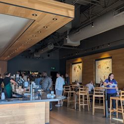 Starbucks - Interior atmosphere