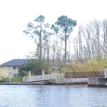 Goodbys Creek Boat Ramp - Two floating docks for fishing, jet skis, boats, and kayaks. - Boating Near Me - Jacksonville, Florida Goodbys Creek Boat Ramp - Two floating docks for fishing, jet skis, boats, and kayaks. - Boating Near Me - Jacksonville, Florida