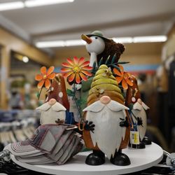 Portal Way Farm And Garden - If you're looking for garden art, we gnome just what you need!
