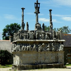 Le Calvaire de Notre-Dame de Tronoën