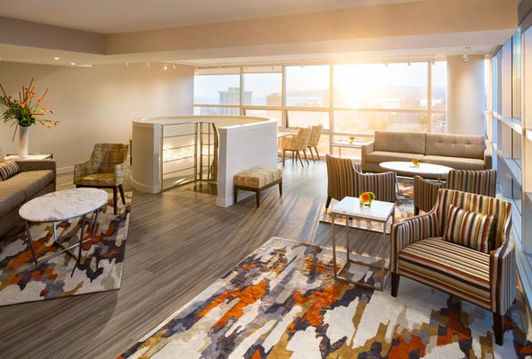 Sheraton Vancouver Wall Centre by null