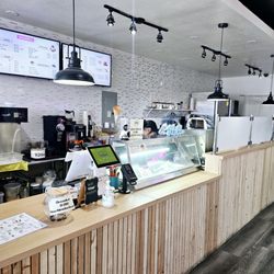 Crave Boba - Front counter at Crave