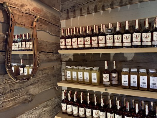 Leiper's Fork Distillery by null