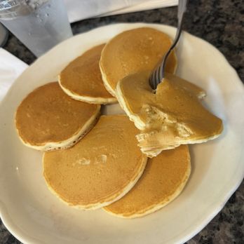 Richard Walker's Pancake House - Kids 12 SILVER DOLLARS - Waffles Near Me - La Jolla, California Richard Walker's Pancake House - Kids 12 SILVER DOLLARS - Waffles Near Me - La Jolla, California