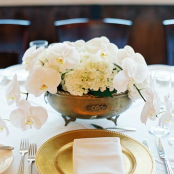 Emlily Floral Designs - Floral Designers Near Me