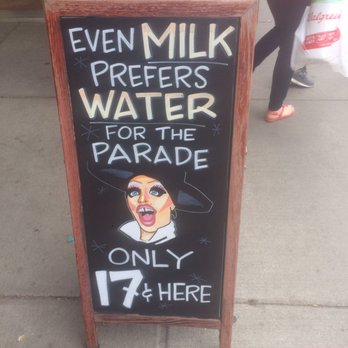 Trader Joe's - Grocery Near Me - Chicago, Illinois