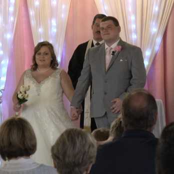 Star City Creations - Hayley and Eric's wedding - Videographers Near Me - Roanoke, Virginia Star City Creations - Hayley and Eric's wedding - Videographers Near Me - Roanoke, Virginia