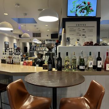 Valley Caffe - Inside seating - Wine Bars Near Me - St. Helena, California Valley Caffe - Inside seating - Wine Bars Near Me - St. Helena, California