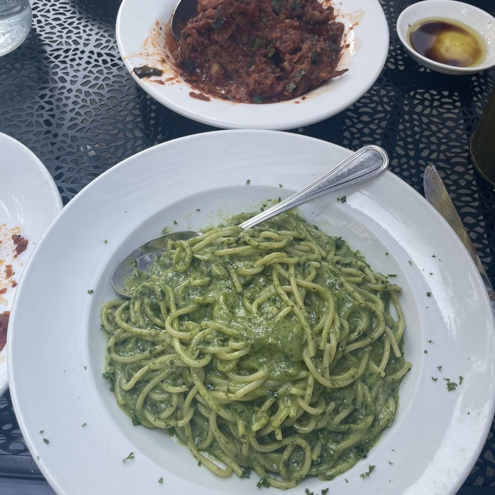 Fumo - Spaghetti vegan pesto & spicy calamari - Italian Near Me - New York, New York Fumo - Spaghetti vegan pesto & spicy calamari - Italian Near Me - New York, New York