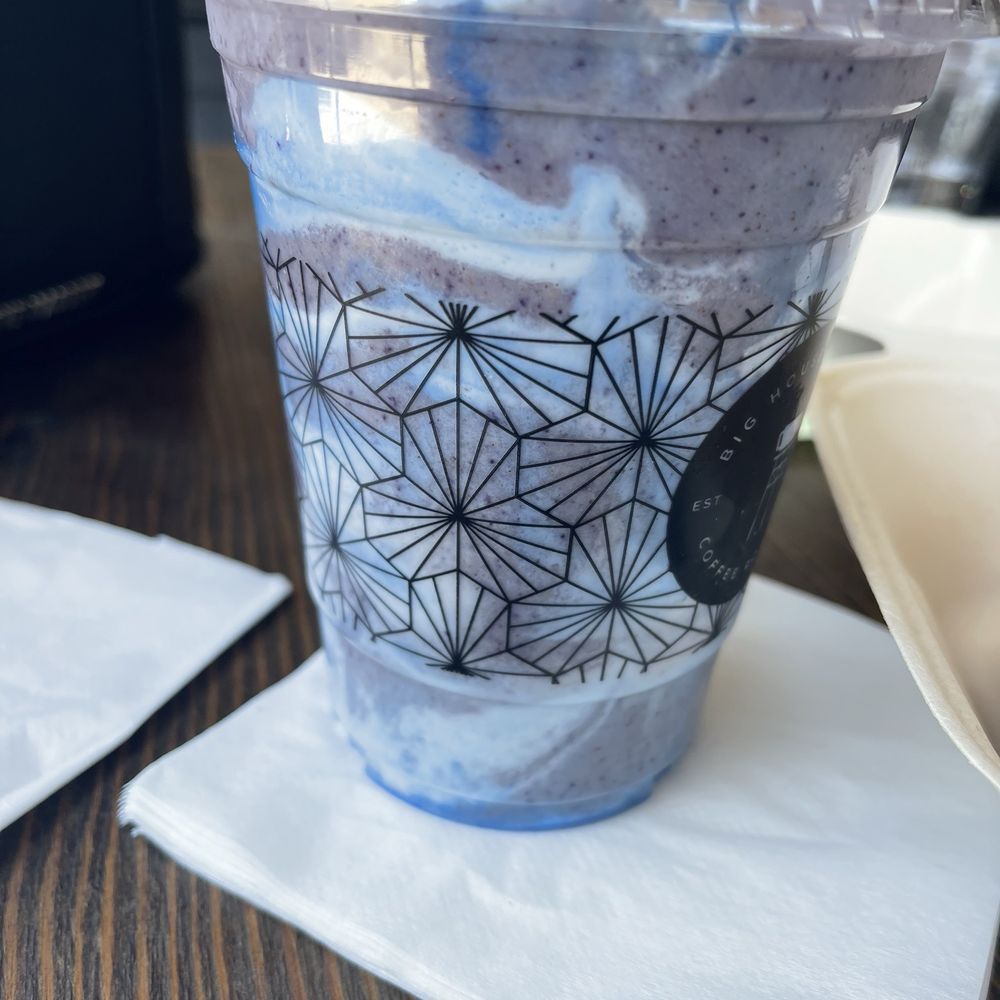 Big House Beans - Blueberry smoothie - Coffee & Tea Near Me - Brentwood, California Big House Beans - Blueberry smoothie - Coffee & Tea Near Me - Brentwood, California