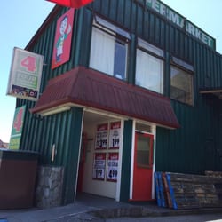 Four Square - Four Square supermarket - the only one in town