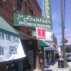 Buchanan Fountain and Grille
