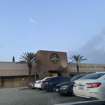 Gold's Gym - Entrance, because it's creepy to take photos of gym filled with folks working out. - Gyms Near Me - Montclair, California Gold's Gym - Entrance, because it's creepy to take photos of gym filled with folks working out. - Gyms Near Me - Montclair, California