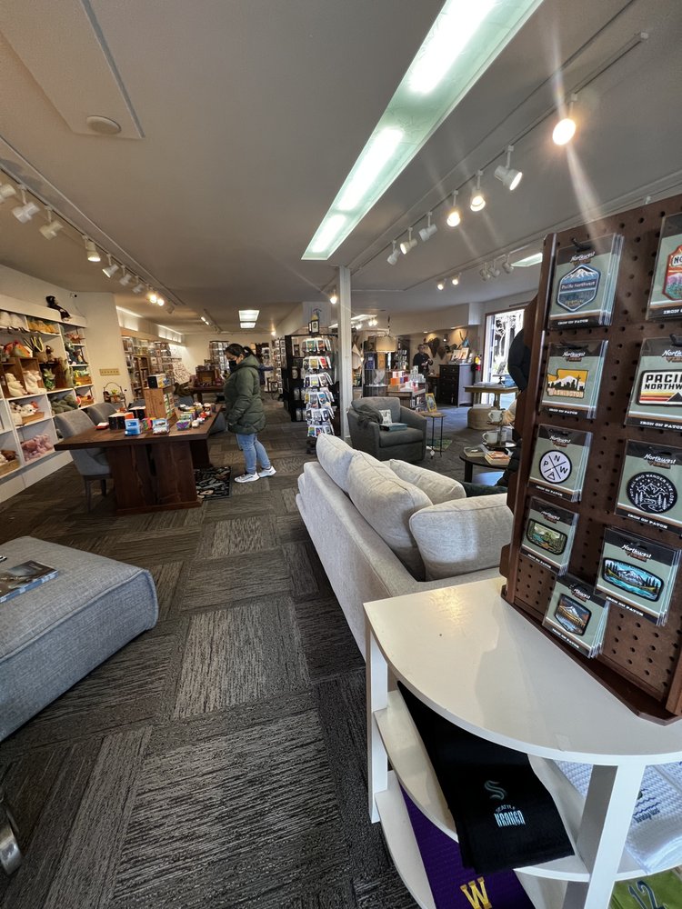 DANA’S ON BAINBRIDGE Updated October 2024 16 Photos & 13 Reviews