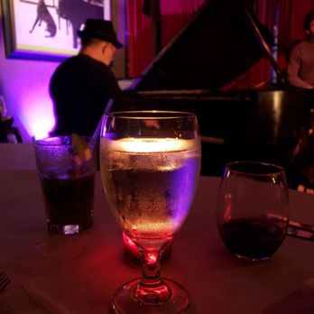 Carli’s - Mojito agua vino tinto Carli - Piano Bars Near Me - San Juan, Puerto Rico