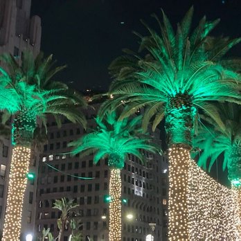 Holiday Ice Rink - Skating Rinks Near Me - Los Angeles, California Holiday Ice Rink - Skating Rinks Near Me - Los Angeles, California