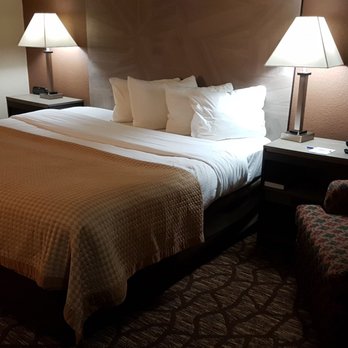 Baymont by Wyndham Lawrence - Hotels Near Me - Lawrence, Kansas