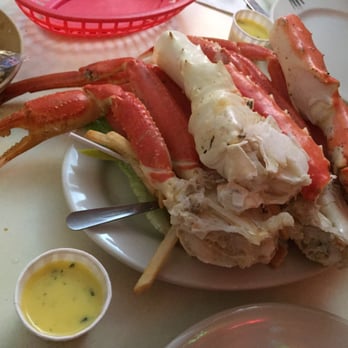 Half Shell - Snow/king crab special! Comes with butter sauce, fries and random veggies and toast. But it's all about the delicious crab legs! - Seafood Near Me - Chicago, Illinois