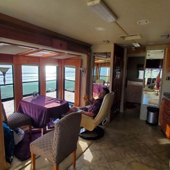 Surf City RV - It has skylights above the dining table that gives a real open feeling. - RV Rental Near Me Surf City RV - It has skylights above the dining table that gives a real open feeling. - RV Rental Near Me
