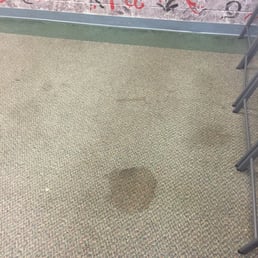 Carpet looks like this all over.  Gross.