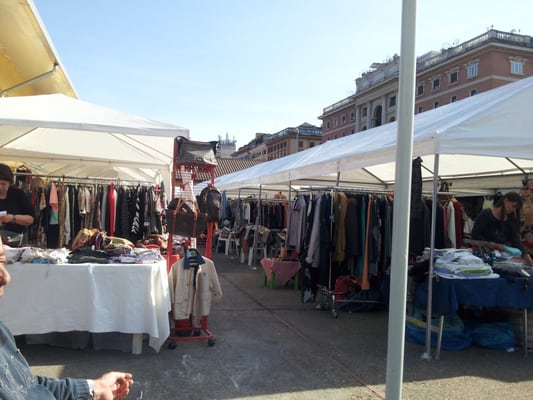 Borghetto Flaminio Market by null