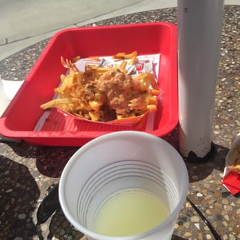 In-N-Out Burger - Fast Food Near Me - Tracy, California