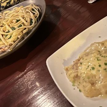 Florida's Fresh Grill - Chicken Alfredo/side of mashed potatoes - Seafood Near Me - Cocoa Beach, Florida