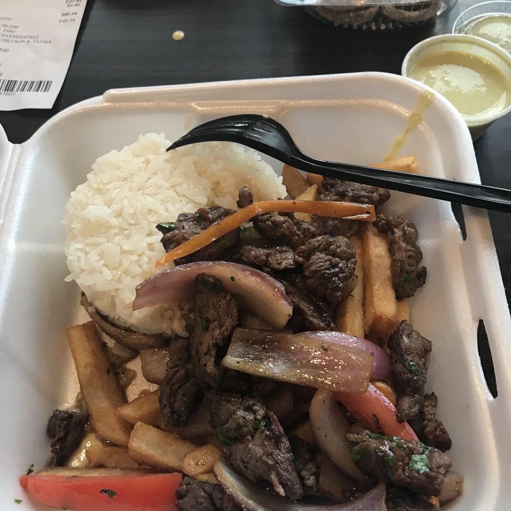 Red Panka - Lomo saltado  flavor ok, but to dry.  It was an ok lomo saltado. The only some what Peruvian food are saltados rest just hipster food - Peruvian Near Me - Redlands, California