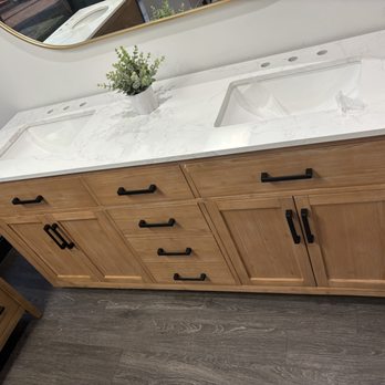 Big Difference Liquidations - Double sink 60" vanity - Estate Liquidation Near Me - Phoenix, Arizona Big Difference Liquidations - Double sink 60" vanity - Estate Liquidation Near Me - Phoenix, Arizona