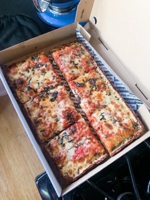 Pop Pizza by null
