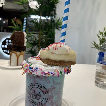 For God Shakes - Lemon lavender milkshake - Juice Bars & Smoothies Near Me - Ottawa, Ontario