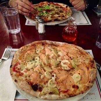 Pizzeria Dei Compari - Pizza Near Me - Montreal, Quebec
