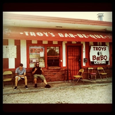 Troy's Barbeque and Southern Kitchen by null