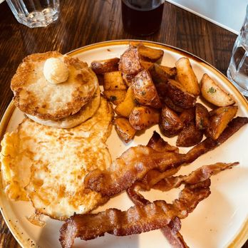 The Hideout Kitchen - Those potatoes are golden crisp and delicious! Crispy applewood bacon. Egg over hard and English muffins. - New American Near Me - Lafayette, California The Hideout Kitchen - Those potatoes are golden crisp and delicious! Crispy applewood bacon. Egg over hard and English muffins. - New American Near Me - Lafayette, California