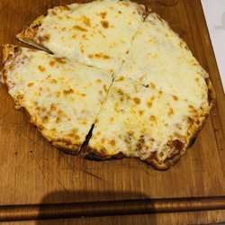 Origen Argentino - 4 cheese pizza