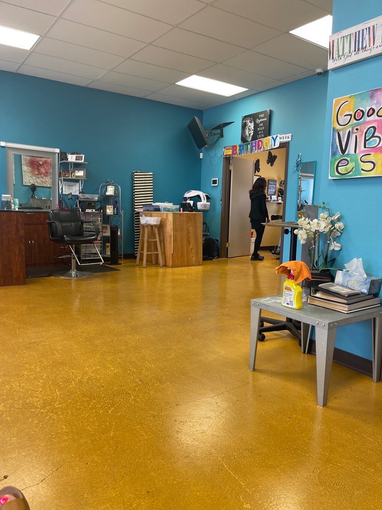 THE LIFESTYLE HAIR STUDIO Updated September 2024 20 Photos 5520