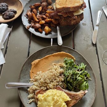 Bearcat CBD - Cave breakfast and breakfast sandwich - Coffee & Tea Near Me - New Orleans, Louisiana Bearcat CBD - Cave breakfast and breakfast sandwich - Coffee & Tea Near Me - New Orleans, Louisiana